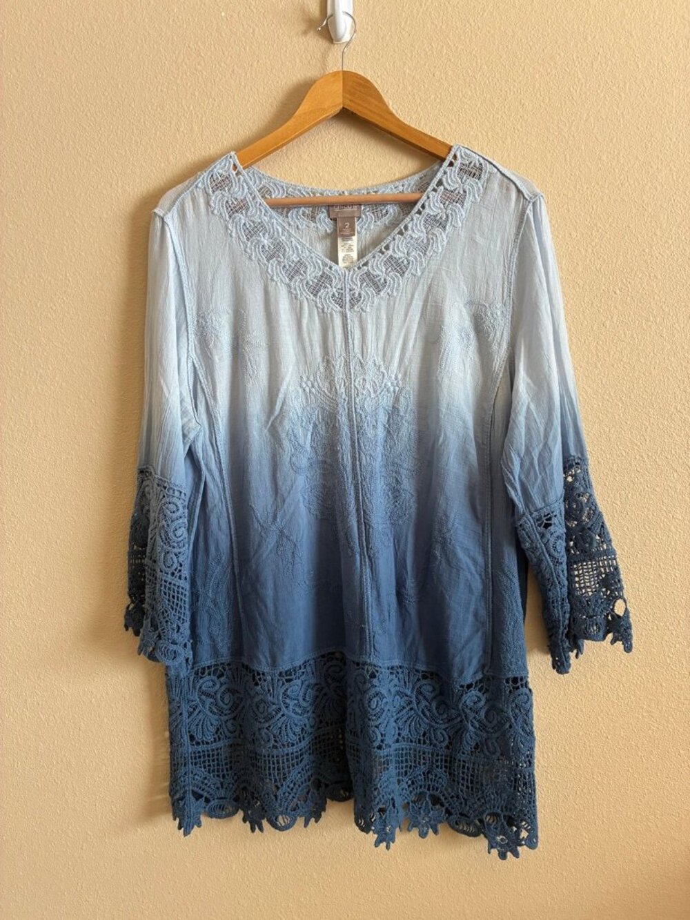 Chico's Women's Blue Ombre Lace Trim Long Sleeve Blouse Top Size Large